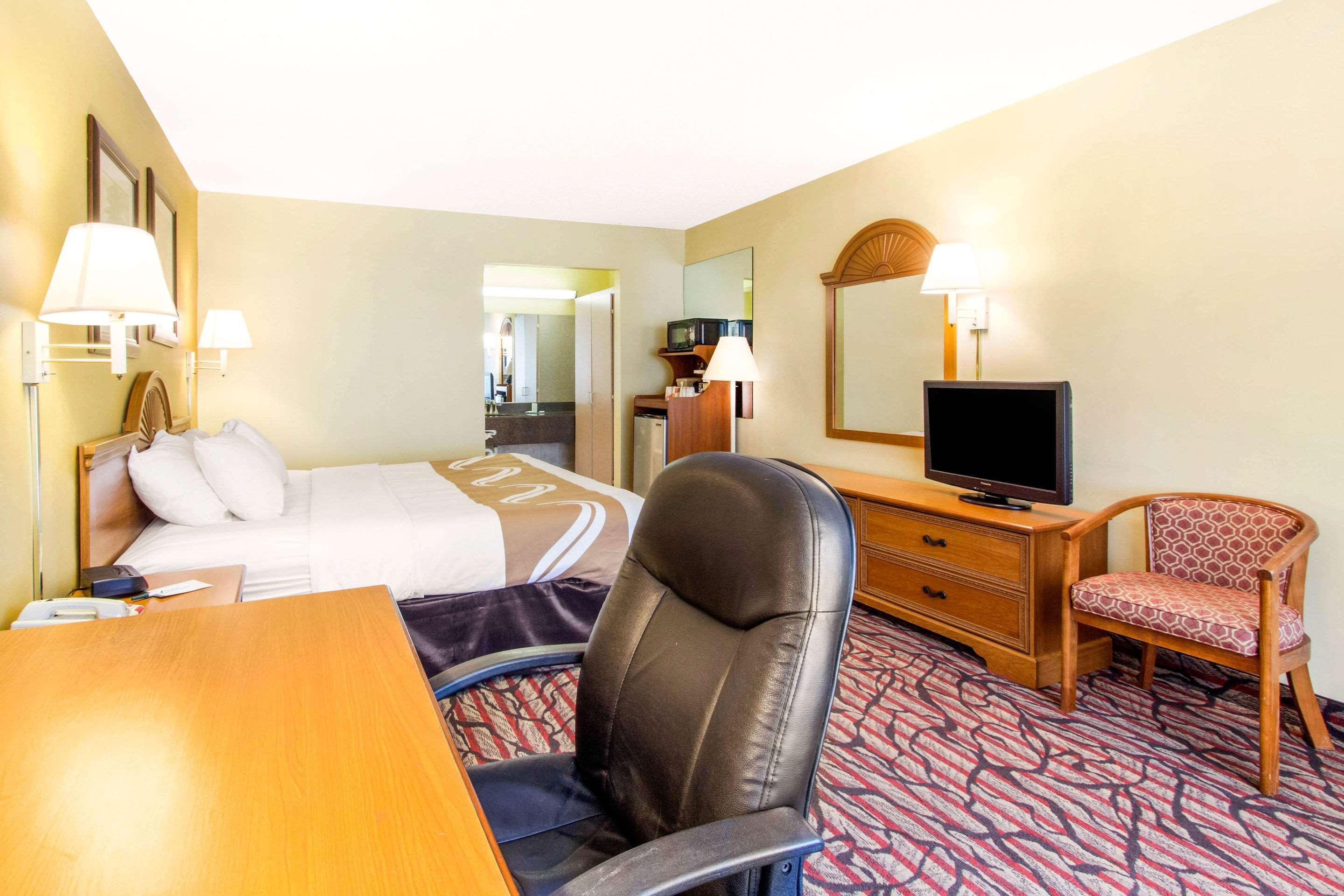 Rodeway Inn Central Clearwater Beach Ngoại thất bức ảnh