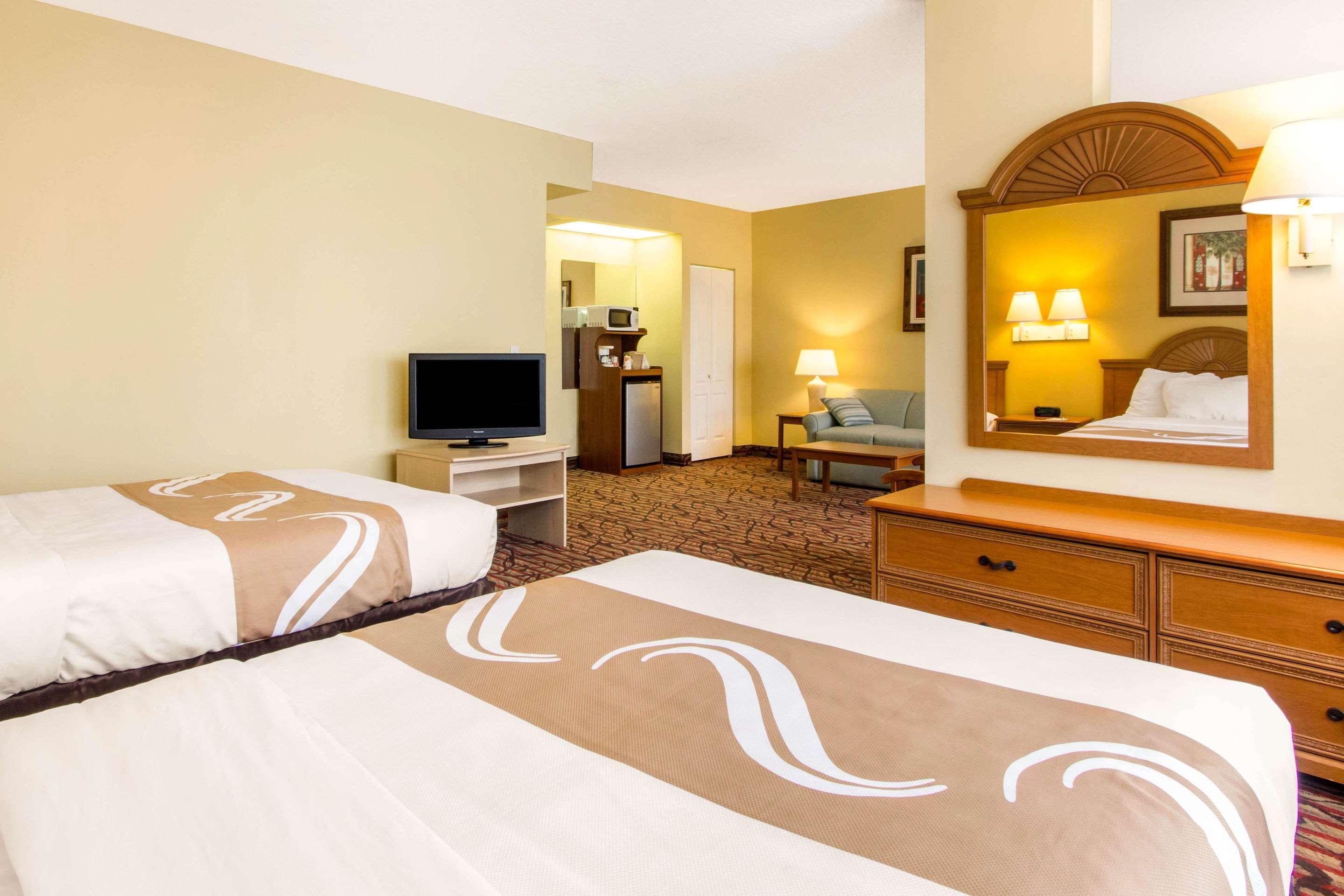 Rodeway Inn Central Clearwater Beach Ngoại thất bức ảnh