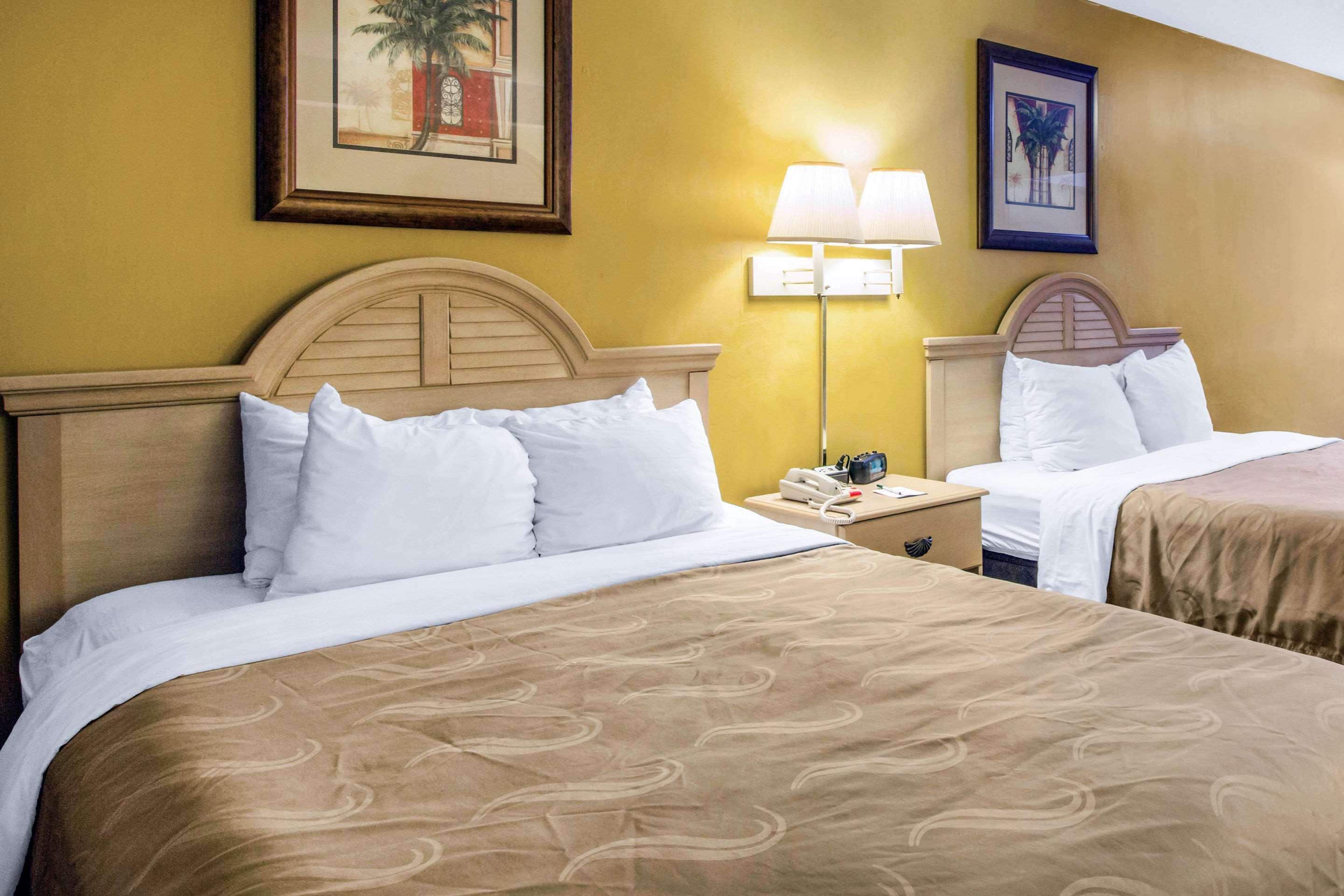 Rodeway Inn Central Clearwater Beach Ngoại thất bức ảnh