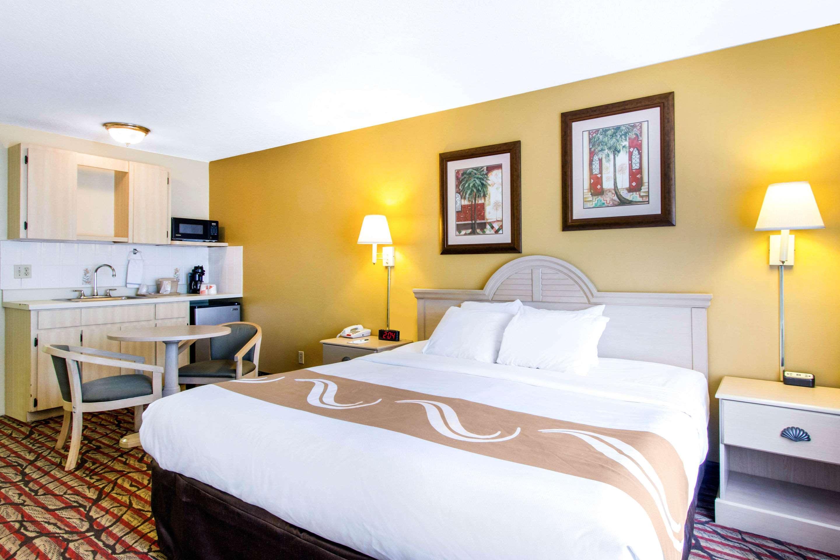 Rodeway Inn Central Clearwater Beach Ngoại thất bức ảnh