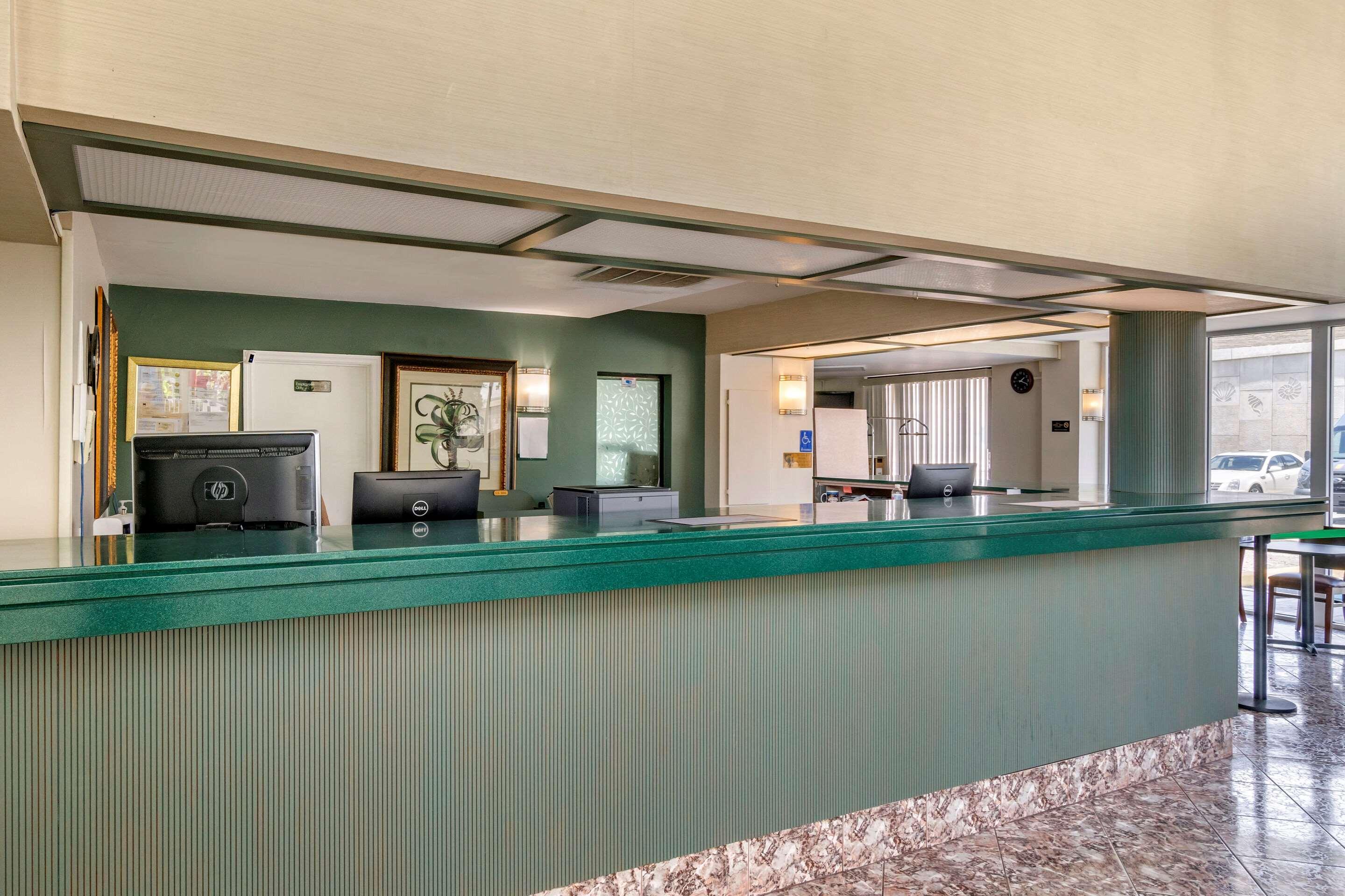 Rodeway Inn Central Clearwater Beach Ngoại thất bức ảnh